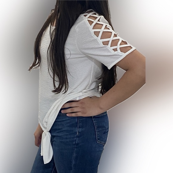 A beautiful blouse for your children - Picture 2 of 3